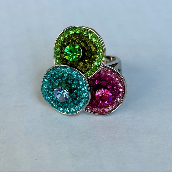 Tri-Color Crystal Ring - Picture 5 of 10
